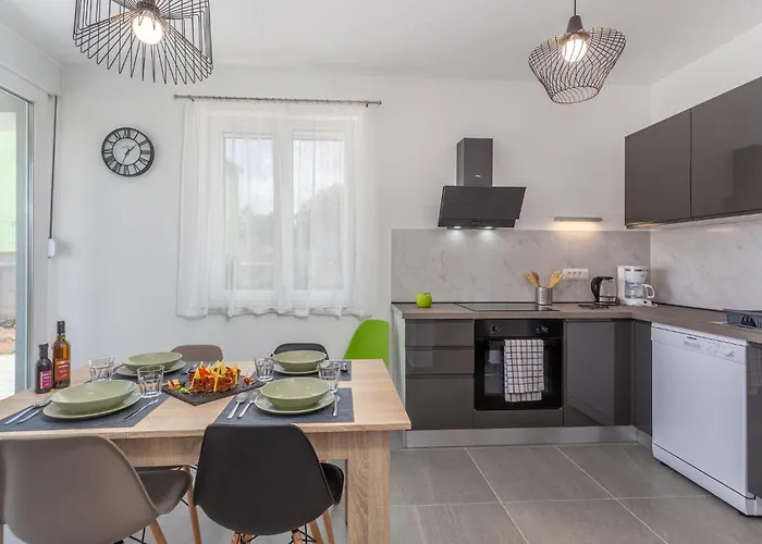 Lejlighed 2 Bedroom Beautiful In