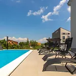 Beautiful In דירה ורבניק